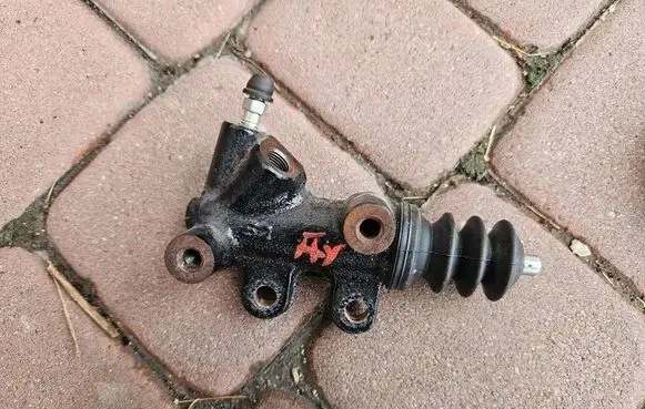 Toyota Aygo X Clutch pedal 5O5P5L5E5X1548