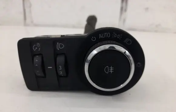 Opel Insignia A Light switch 23197913