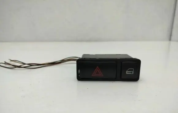 BMW X5 E53 Hazard light switch 61318368920