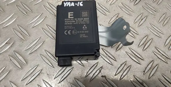 Toyota Yaris Tire pressure control unit 897600D031