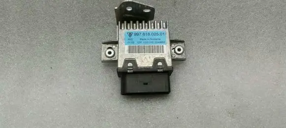 Porsche Cayman 987 Fuel injection pump control unit/module 99761802501