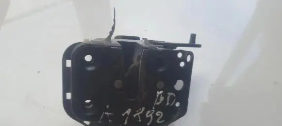 Mazda 626 Front door lock