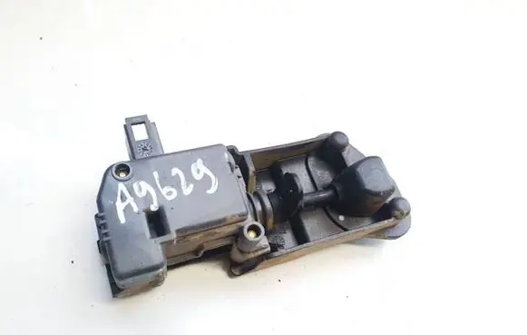 Volvo V50 Central locking motor 30716226