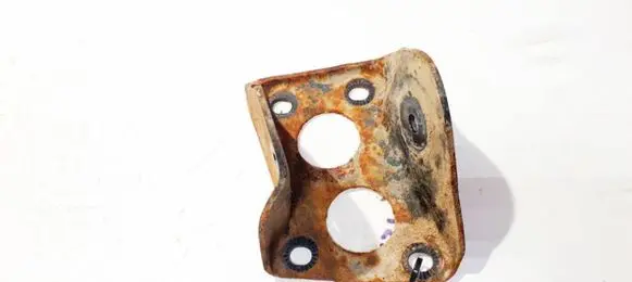 Volkswagen Golf IV Bracket in trunk/boot 