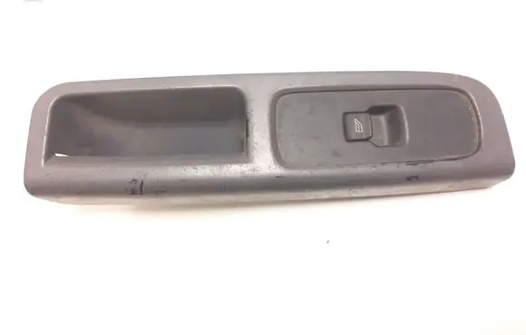Volvo V50 Electric window control switch 8679473