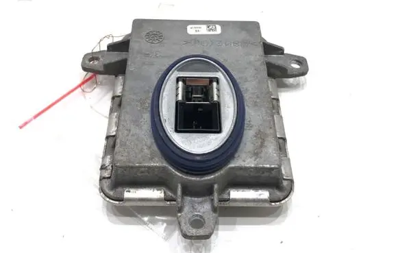 BMW 4 F32 F33 Voltage converter/converter module 7296090