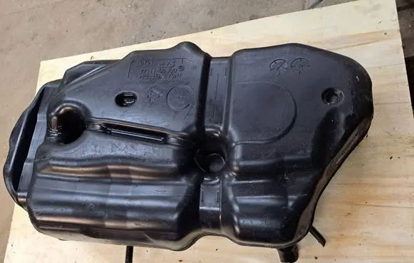 Toyota Prius (XW50) Fuel tank 771110BJ00