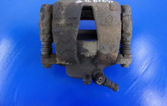 Fiat Idea Front brake caliper