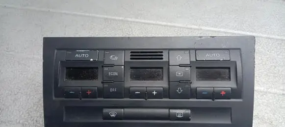 Audi A4 S4 B6 8E 8H Air conditioning/heating control unit 