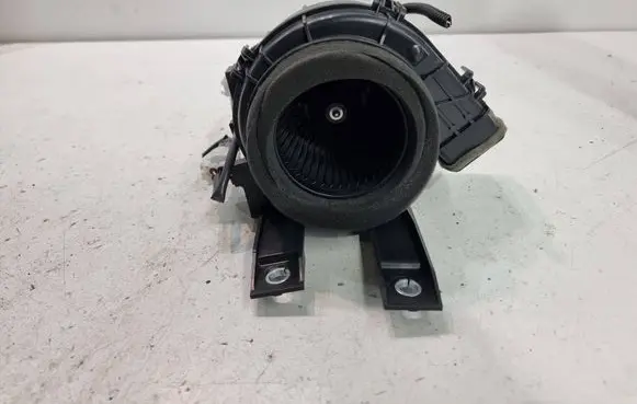 Toyota Corolla E210 E21 Hybrid/electric vehicle battery fan G923047050 2212004862 BASF510B20
