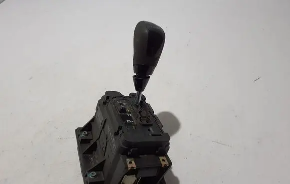Mercedes-Benz E W210 Gear shifter/selector A2105451432