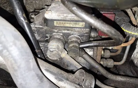 Opel Astra G Fuel injection high pressure pump 0281001827