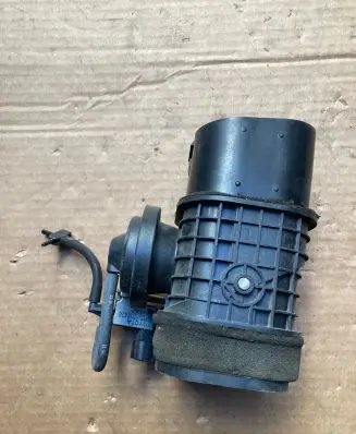 Vacuum valve