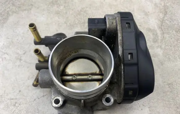 Audi A3 S3 8L Throttle valve 06A133062A 408238323001