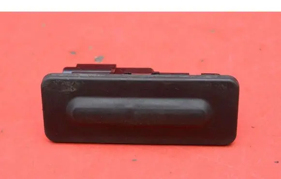 Peugeot 5008 Tailgate/trunk/boot exterior handle 9827560380
