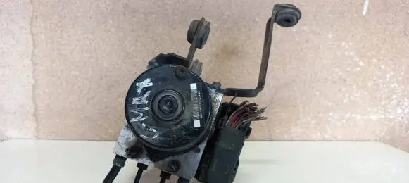 Ford Focus C-MAX ABS Pump 10096001113