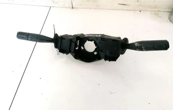 Peugeot Partner Wiper turn signal indicator stalk/switch 61557114