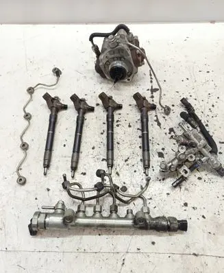 Mazda 6 Fuel injection system set 