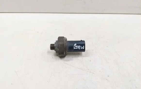 BMW 5 E60 E61 Air conditioning (A/C) pressure sensor 8370623 64558370623