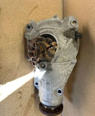 BMW 5 G30 G31 G38 Front differential 7647386
