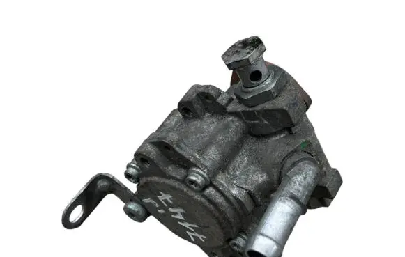 BMW 3 E90 E91 Power steering pump 6783486 2114307 678348602