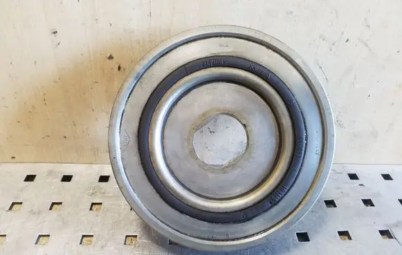 Renault Trafic II (X83) Crankshaft pulley 8201058962