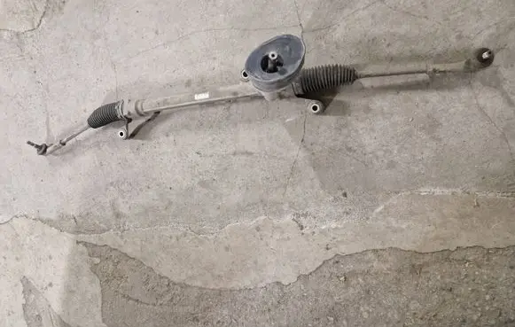 Ford Fiesta Steering rack 8V513200CJ