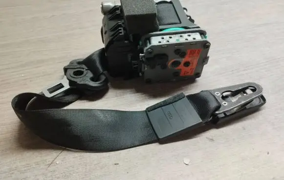 Audi A4 S4 B8 8K Front seatbelt 8K1857705AK 290415 306226200G48