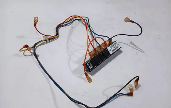 Chevrolet Corvette C5 Air conditioner control unit module 16050460