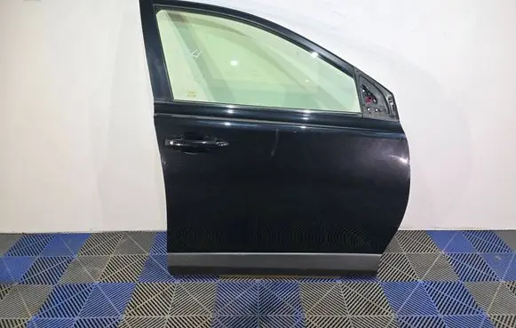 Toyota RAV 4 (XA40) Front door 
