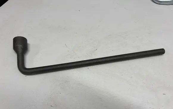 Mercedes-Benz Sprinter W906 Wheel nut wrench A9015810201