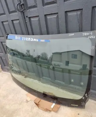 Renault Trafic II (X83) Front windscreen/windshield window 44R004753
