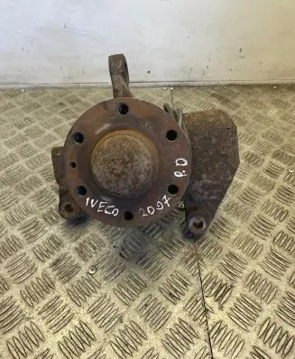 Iveco Daily 4th gen Front wheel hub