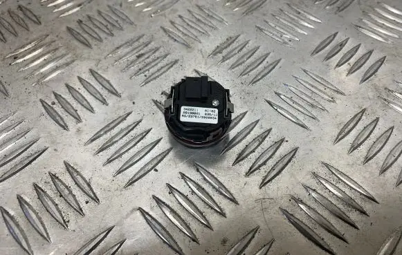 Mini Cooper Countryman R60 Hazard light switch 3422211