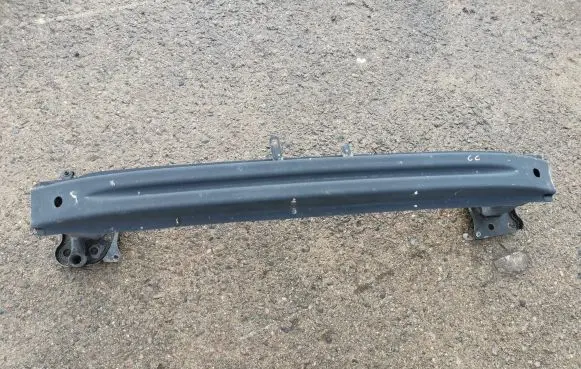Volkswagen PASSAT CC Front bumper cross member R0611