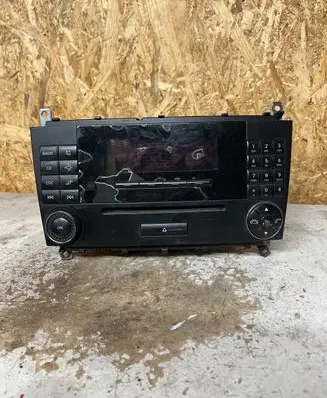 Mercedes-Benz C W203 CD/DVD changer A2038703689 020748 AL253041157080