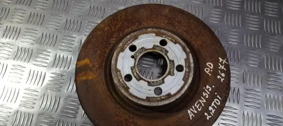 Toyota Avensis T250 Front brake disc