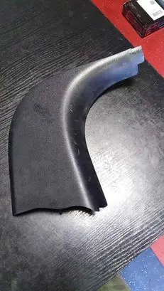 BMW 3 E90 E91 Foot area side trim 7067081