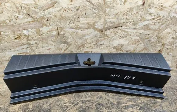 Nissan Note (E12) Trunk/boot sill cover protection 849923VV0A