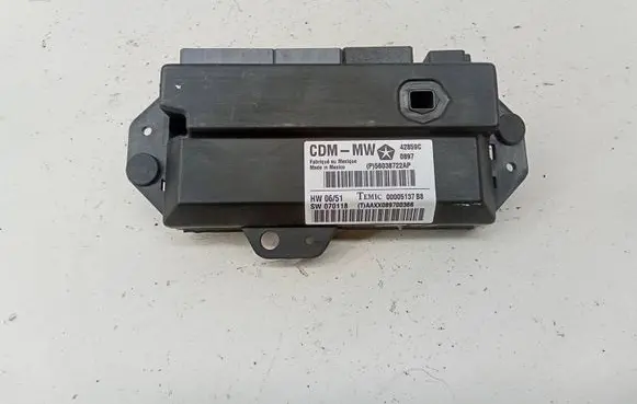 Chrysler 300 - 300C Door control unit/module 56038722AP 00005137B8