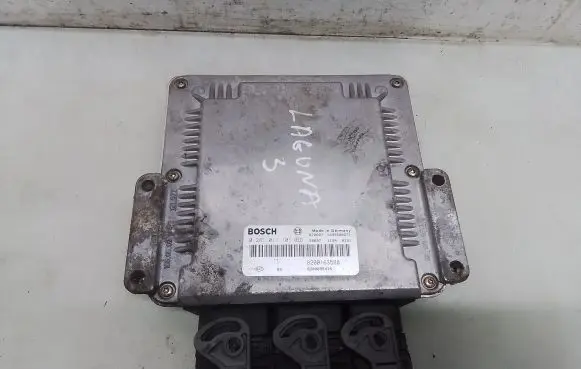 Renault Laguna II Engine control unit/module 0281011101