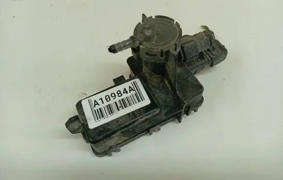 Peugeot Partner AdBlue liquid reservoir 9658411580