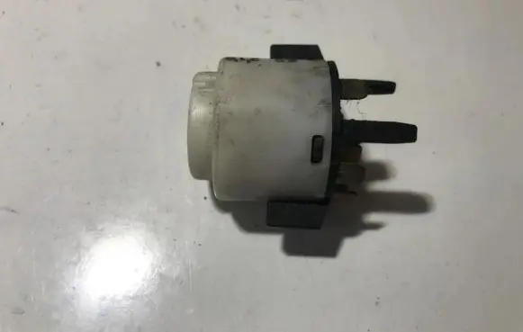 Volkswagen PASSAT B5 Ignition lock contact 4b0905849 bk704160200
