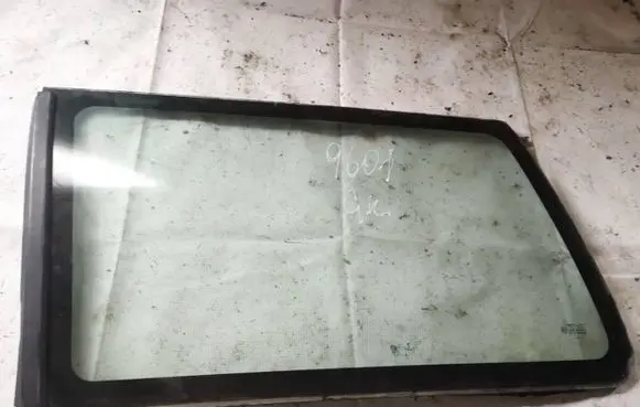 Ford Maverick Rear side window as2