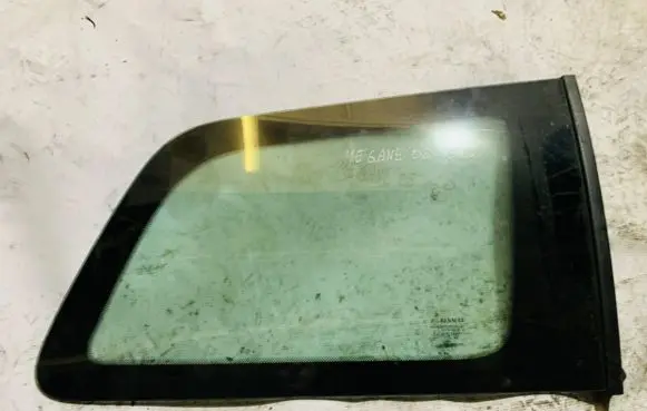 Renault Megane II Rear side window