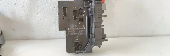 Mercedes-Benz C W204 SAM control unit A2049006401 2049006401 A2045458932