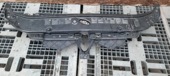 Renault Laguna II Radiator support slam panel