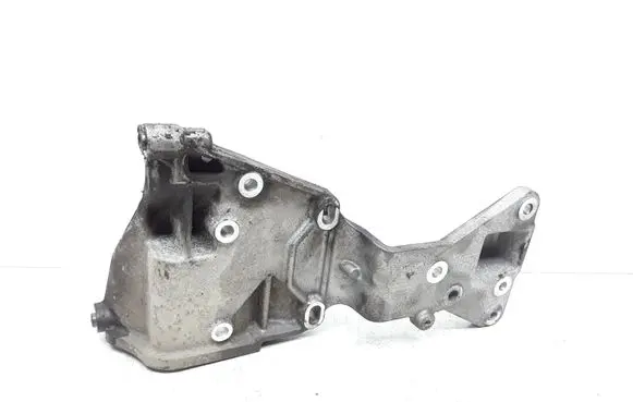 Volvo V70 Generator/alternator bracket 31316673
