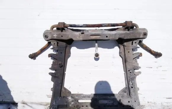 Renault Scenic I Front subframe