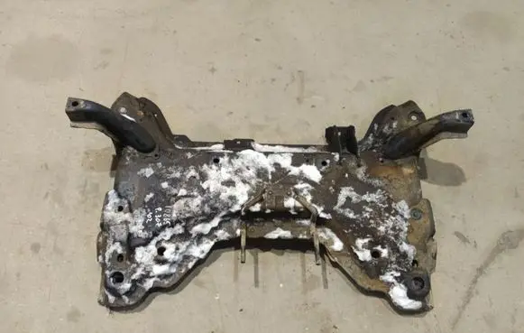 Peugeot 307 Front subframe 